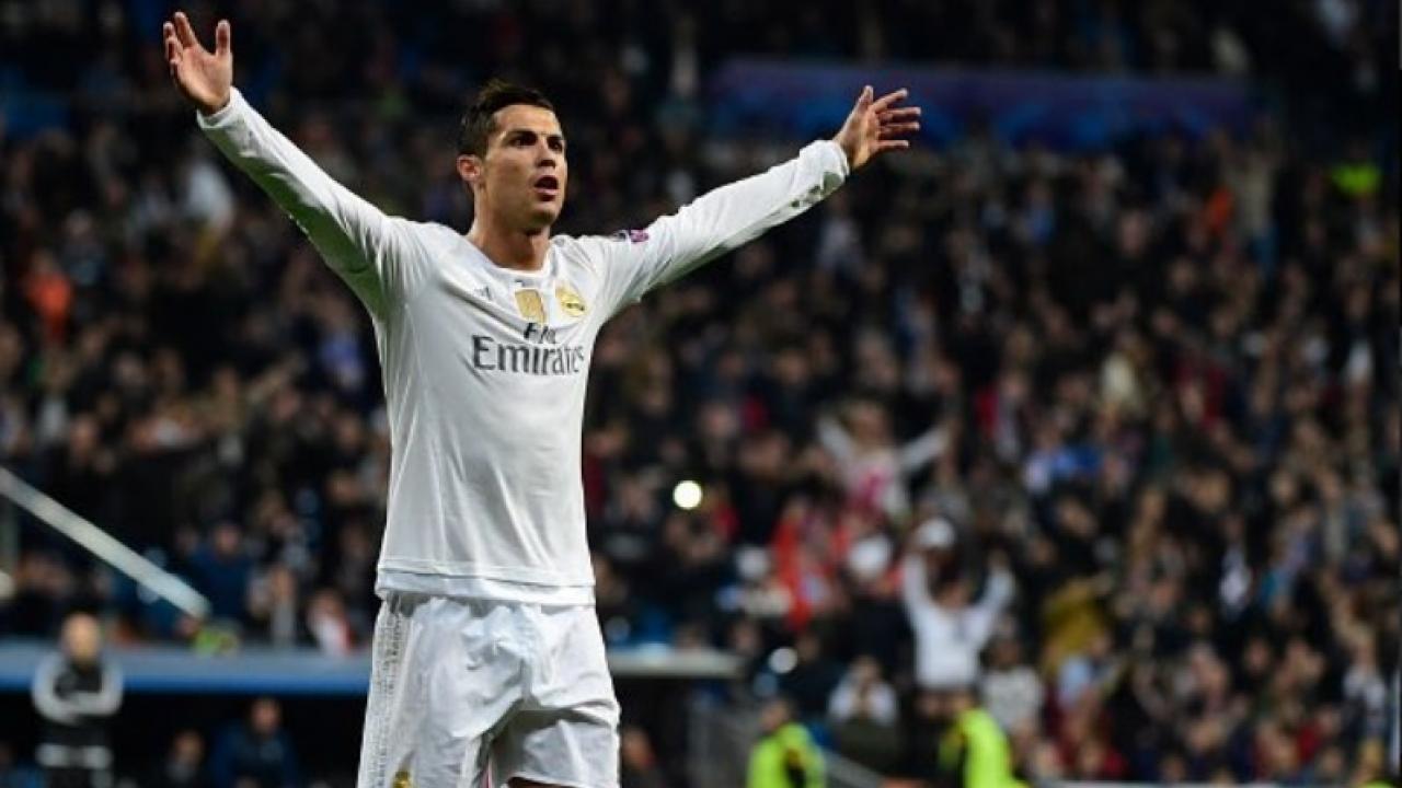 Cristiano Ronaldo celebrates his free kick goal vs Malmo