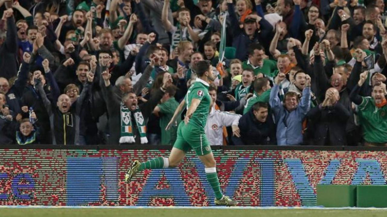 Ireland qualify for the Euro cup beating Germany 1-0. 