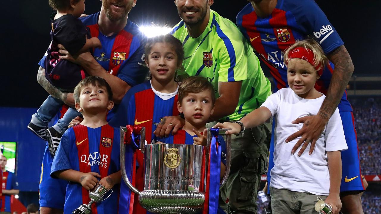 Messi, Suarez, Neymar and their kids. 