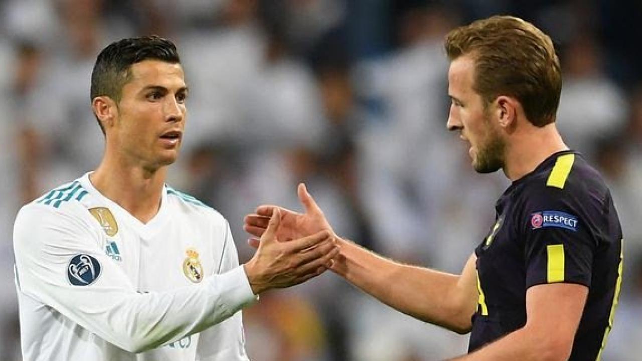 Harry Kane Swapping Shirts With Cristiano Ronaldo 