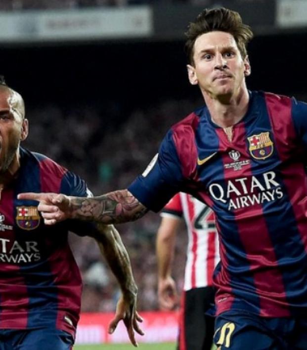 Lionel Messi dystroys Bilbao defense en rout to his amazing goal in the Copa Del Rey Final. 
