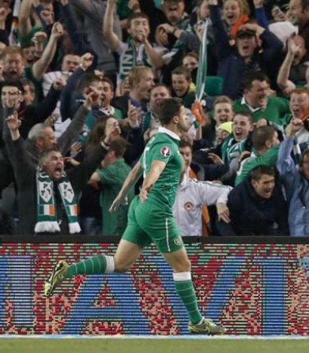 Ireland qualify for the Euro cup beating Germany 1-0. 