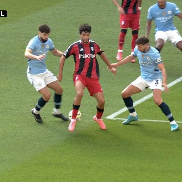 Raul Jimenez assist vs. Manchester City