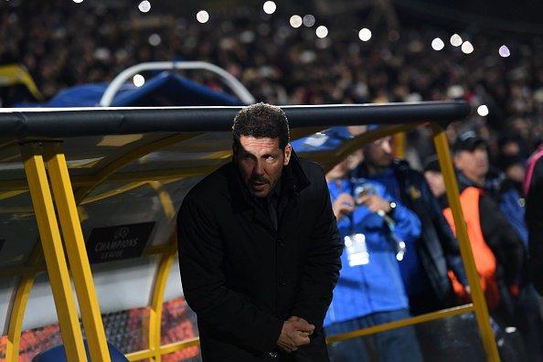 Diego Simeone in his traditional all black.