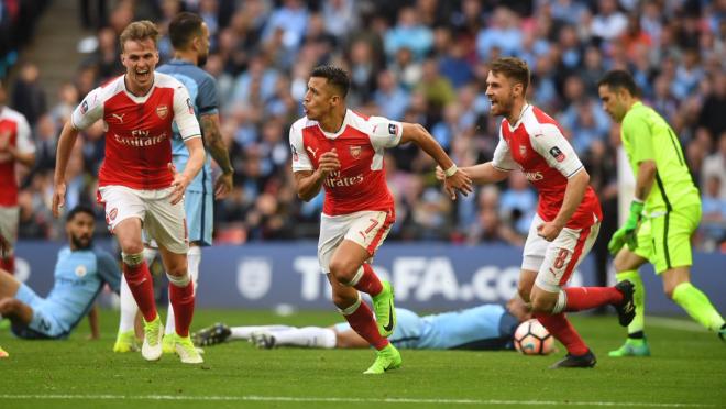 Alexis Sanchez Goal VS Man City