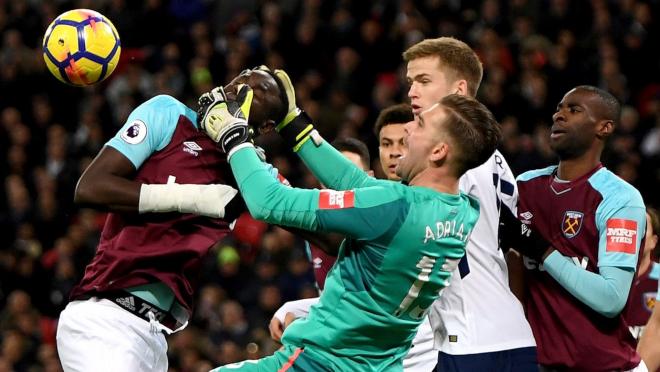 Adrian Goal Line Clearance vs Tottenham Hotspur