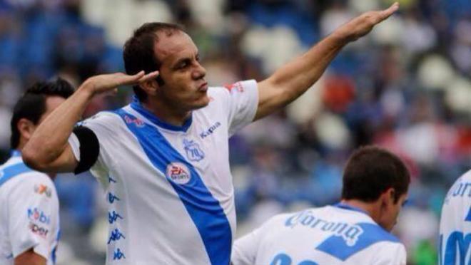 Cuauhtemoc Blanco celebrates a goal