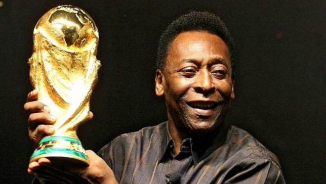 Pele is healthy after a successful surgery