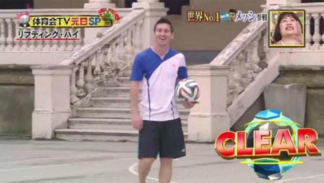lionel-messi-world-best-touch-ronaldo-japan-impossibly-high-hurdle-juggling