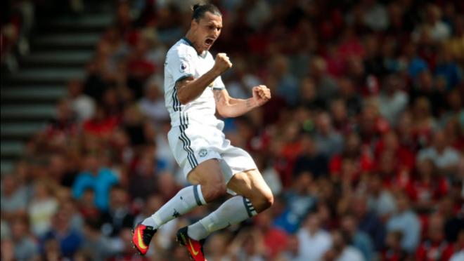 Zlatan scores in Manchester United debut