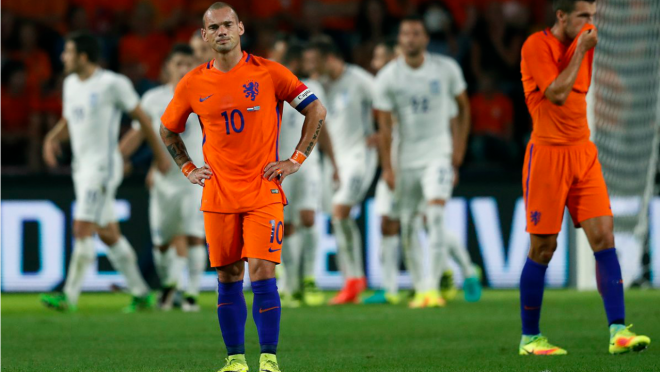 Wesley Sneijder and Holland are defeated by Greece.