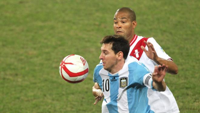 Lionel Messi vs. Peru