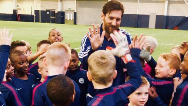 Lionel Messi visits Manchester City youth training