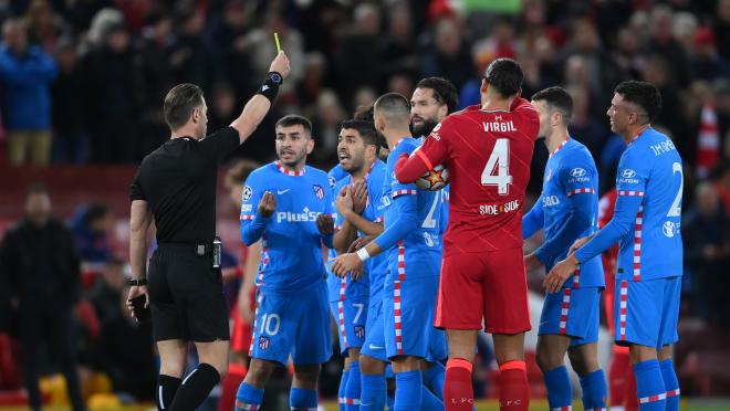 Atlético Red Card vs Liverpool