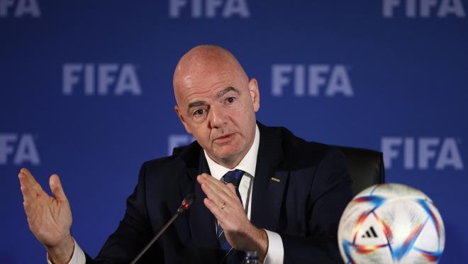 Gianni Infantino pleads teams to 'focus on the football'