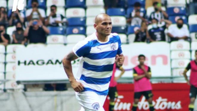 Debut de Humberto Suazo