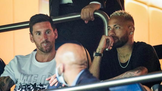 Messi And Neymar Watch PSG