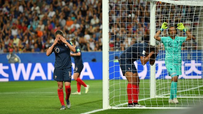 Wendie Renard own goal