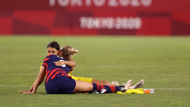 Sam Kerr and Kristie Mewis