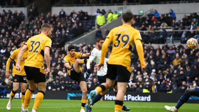 Gol de Raúl Jiménez vs Tottenham