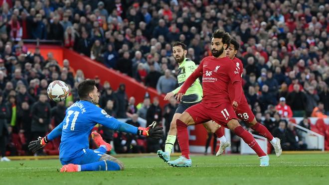 Mohamed Salah scores against Man City