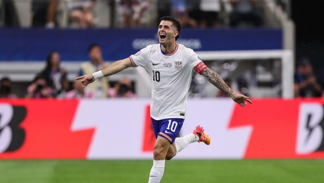 Christian Pulisic celebrates goal against Bolivia in Copa America 2024