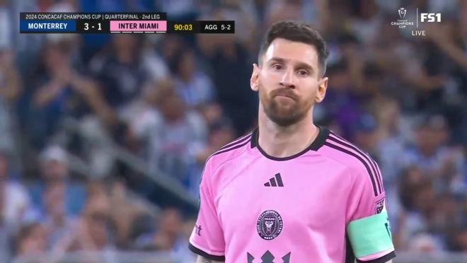 Monterrey fans boo Messi