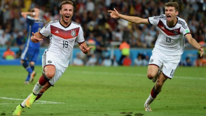 Götze Muller celebration