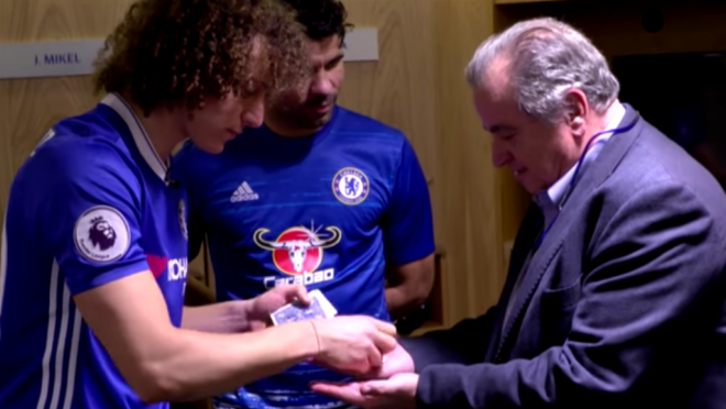 David Luiz Magic trick