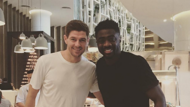 Steven Gerrard and Kolo Toure chant