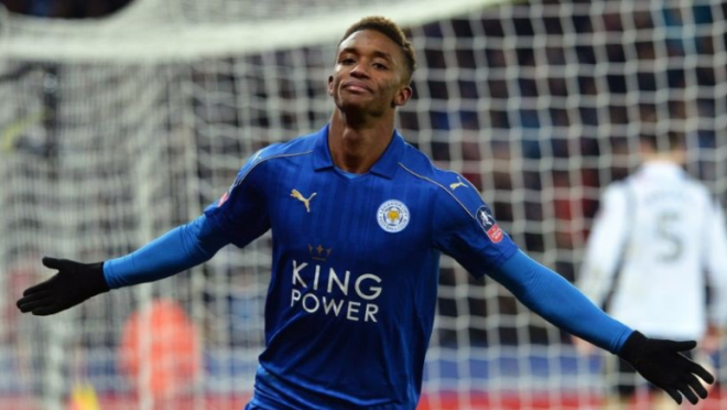  Demarai Gray fast dribbling 