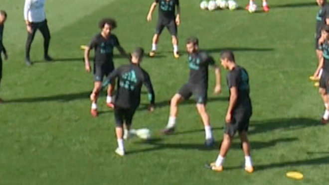 Nutmegs in Training