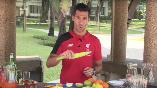 Luis Garcia Makes Sangria 