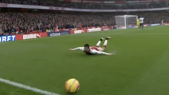 Alexis Sanchez Slide