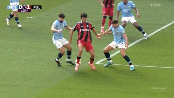 Raul Jimenez assist vs. Manchester City