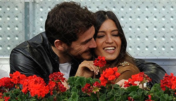 Iker Casillas and Sara Carbonero are married!