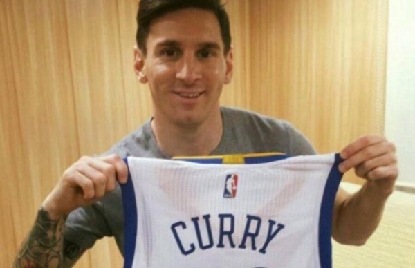 Messi and Curry - Messi with a signed jersey from Curry