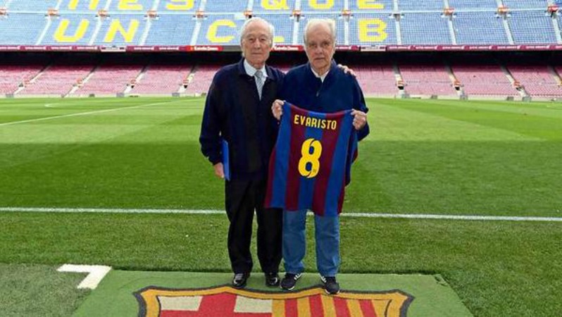 Best Barcelona Players: Justo Tejada (left) scored 73 goals in 10 seasons for the Blaugrana.