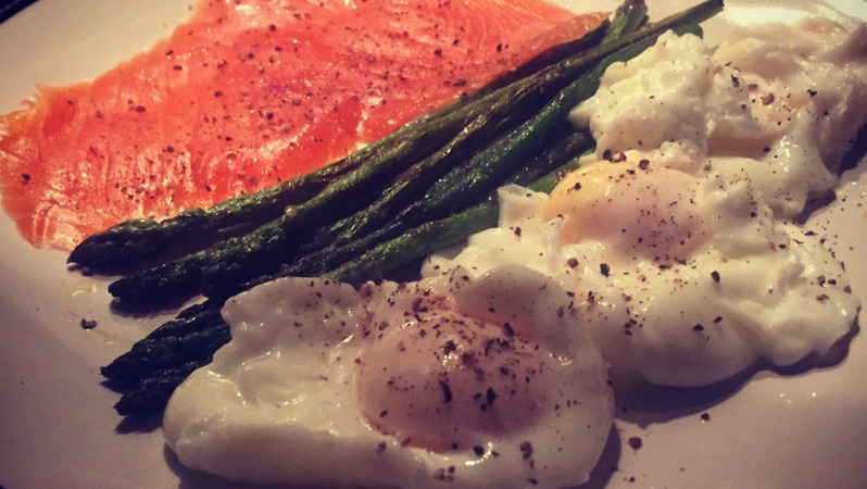 Get In Amazing shape with delicious dishes like this one: peppered smoked salmon, grilled asparagus, and eggs.